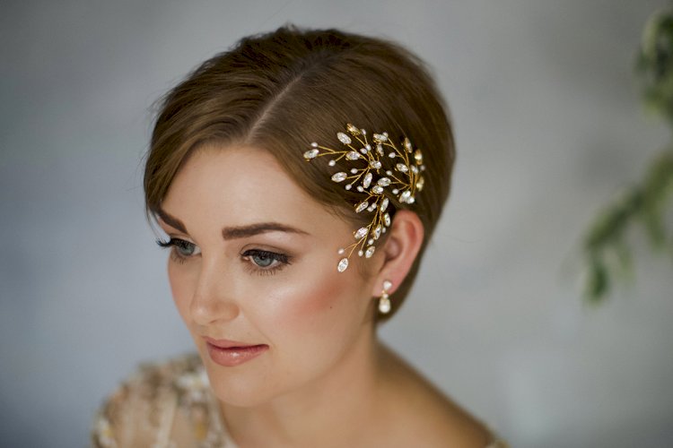 All About Hair Accessories That Work Wonders