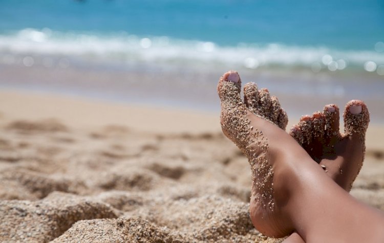 Here Is The Complete Summer Foot Care